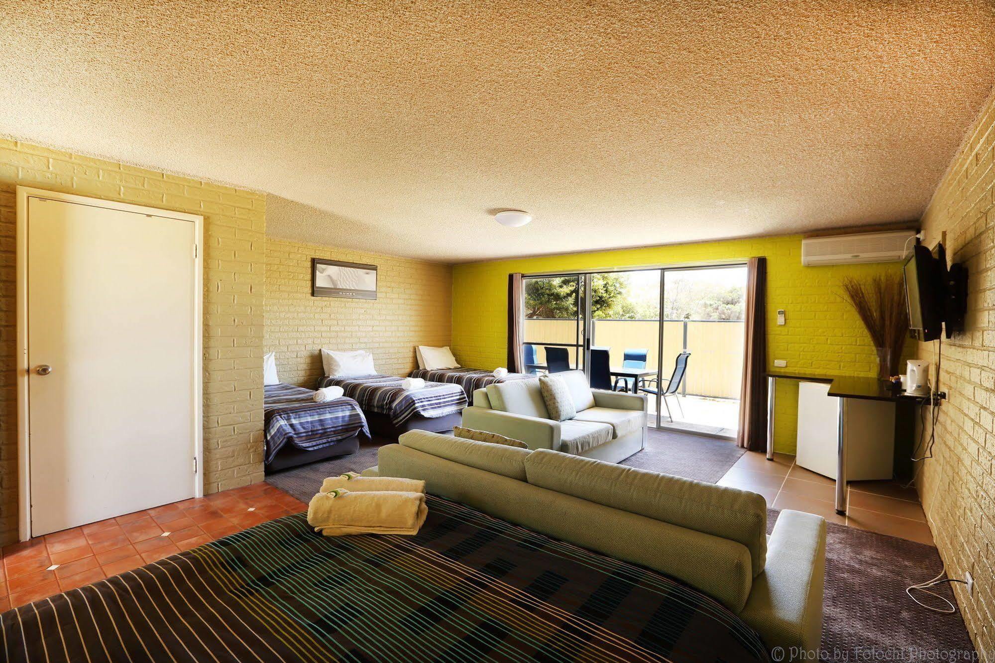 Lancelin Beach Hotel Exterior foto